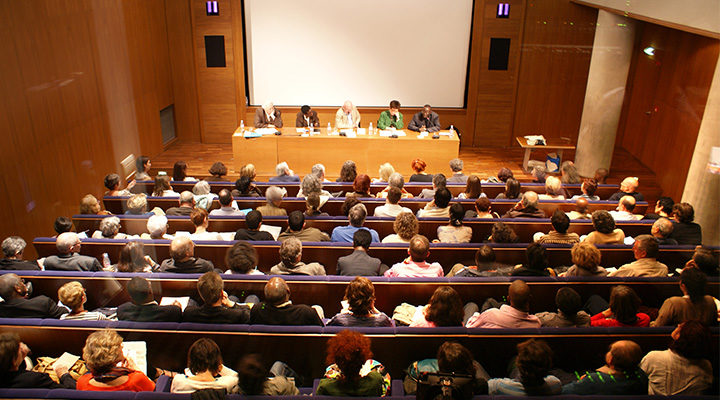 auditorium memorial de la shoah conference